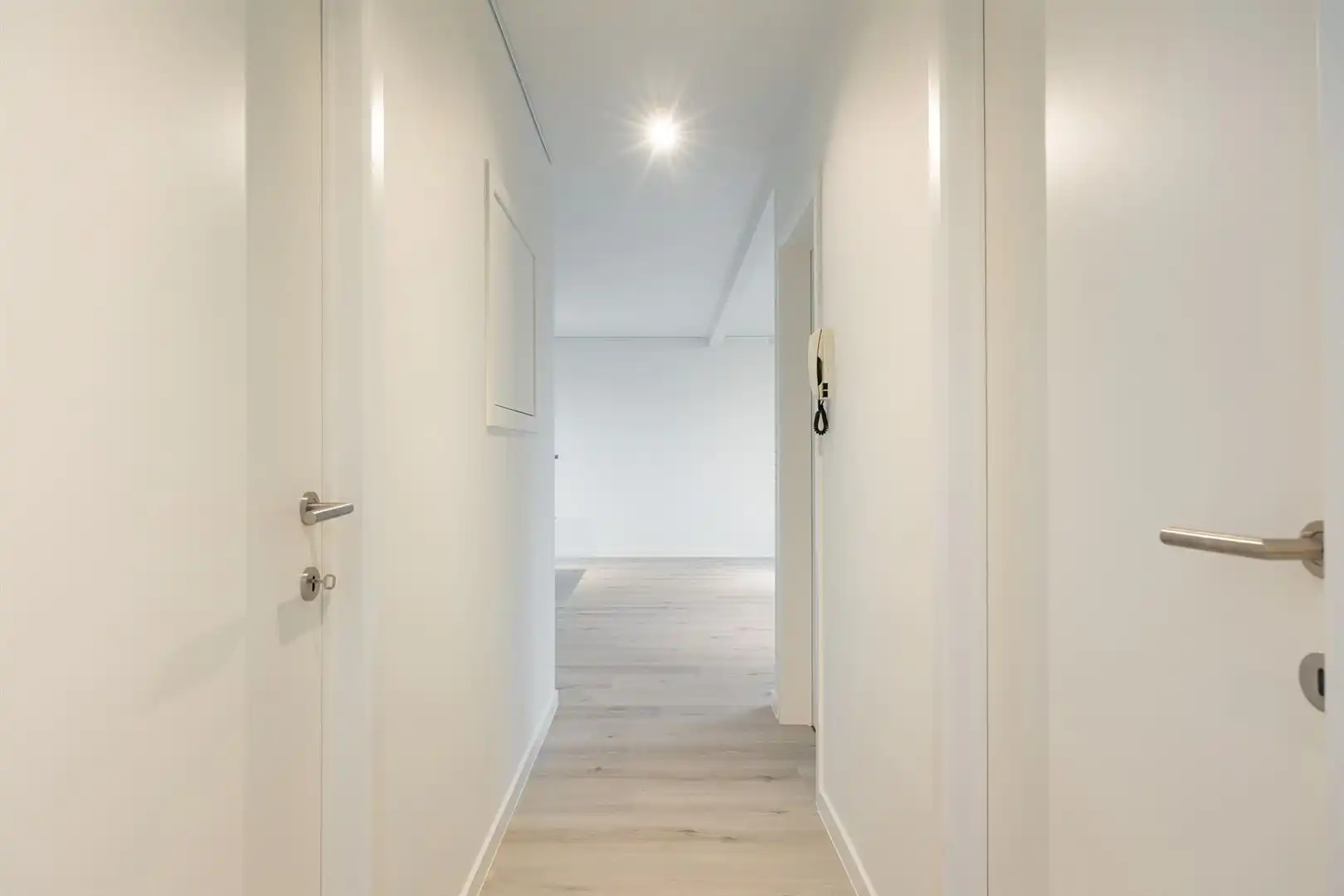 Mooi appartement met autostaanplaats foto 9