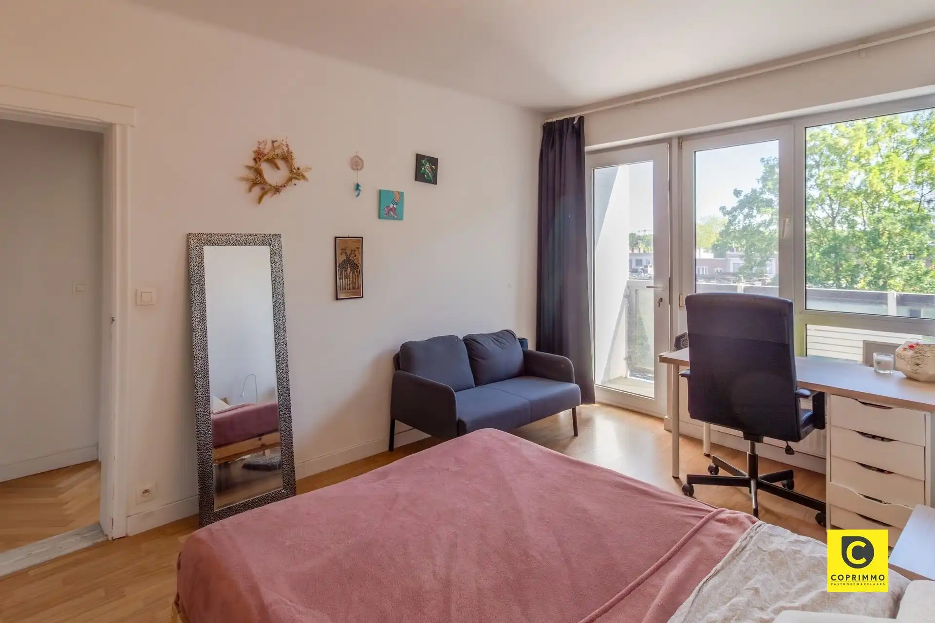 Instapklaar 3slpk appartement met terras en P! foto 10