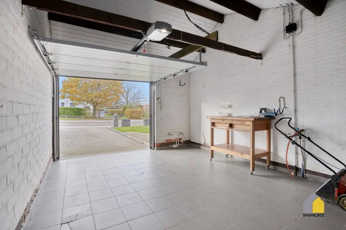 Vrijstaande, statige woning op 7 a 82 ca met 3 slpk en mooie tuin. foto 28