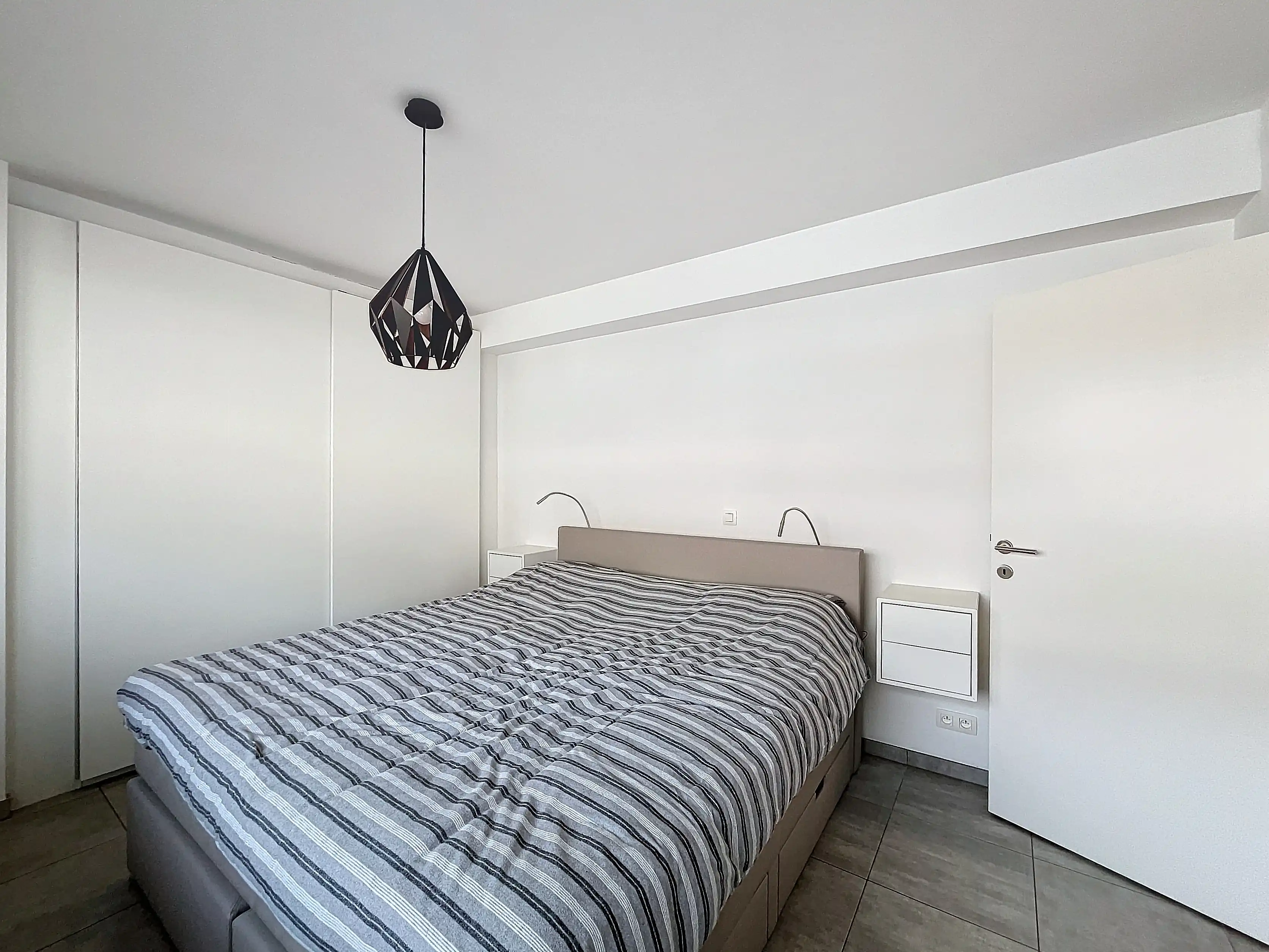 Prachtig instapklaar appartement nabij centrum Ninove foto 5