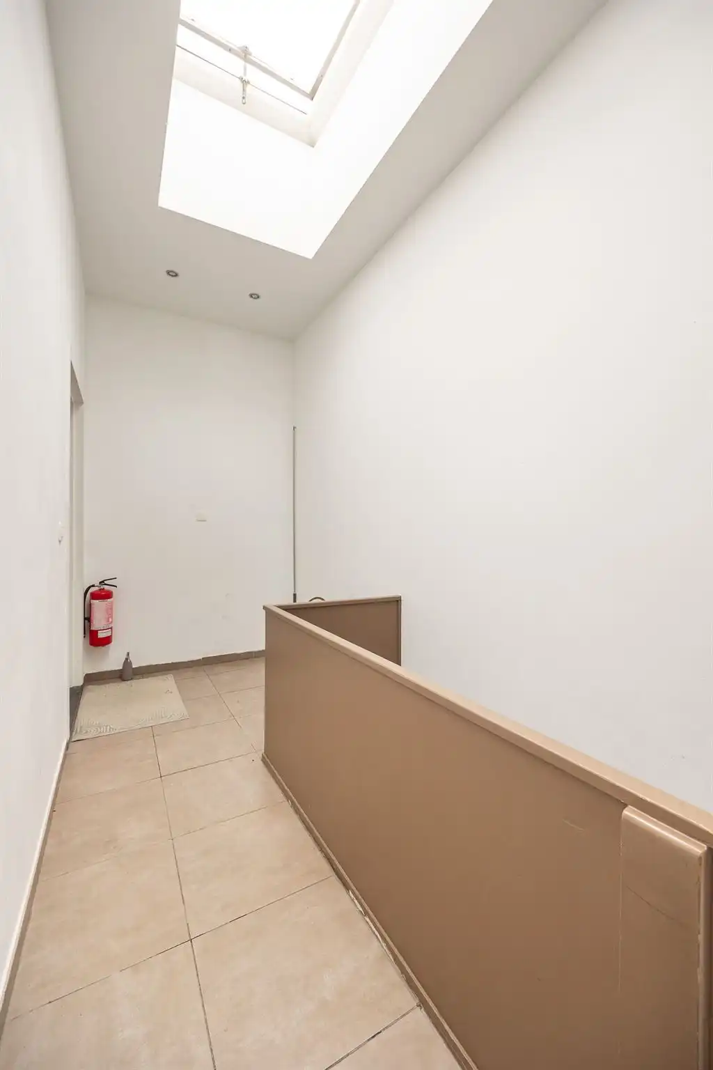 Lichtrijk appartement op het bovenste verdiep foto 12