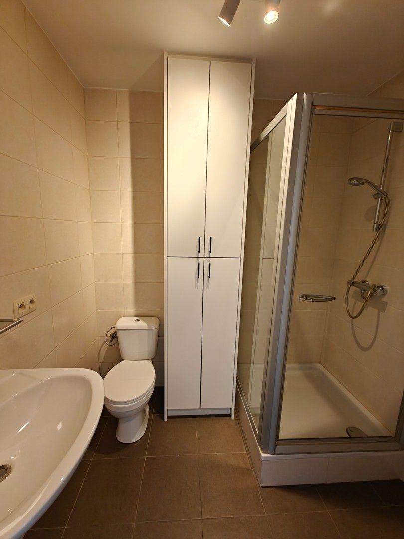 Centraal gelegen appartement te huur foto 10