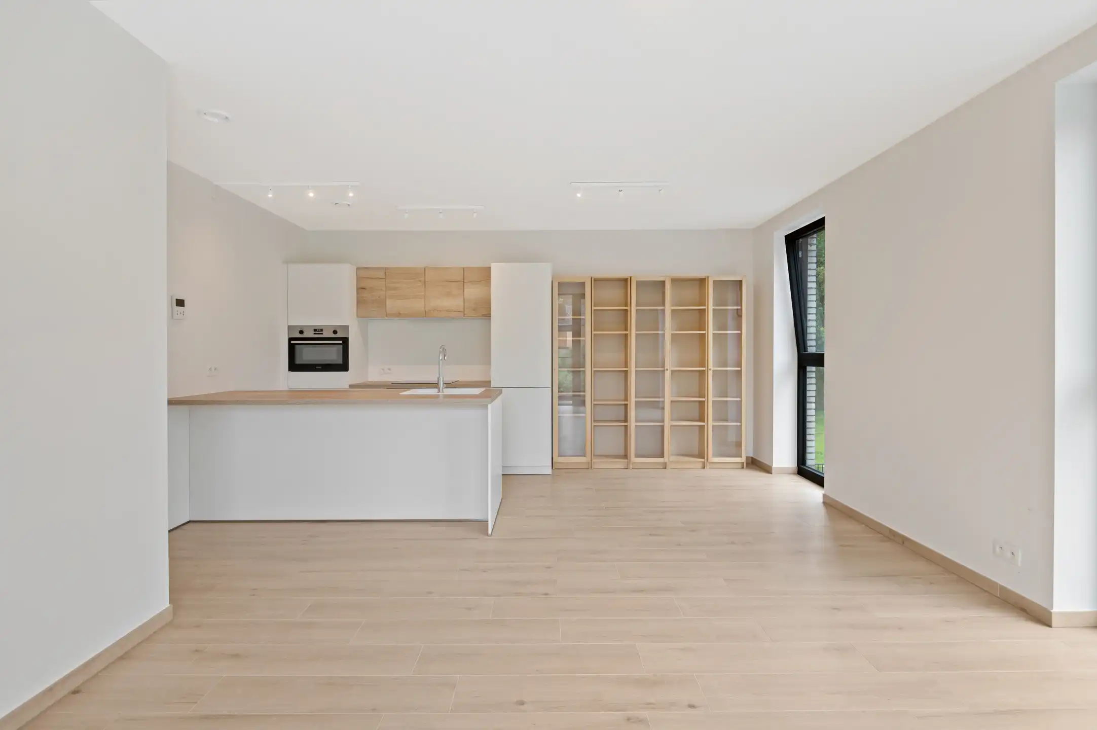 Recent 1-slk-appartement (EPC 12!) met staanplaats en terras foto 3