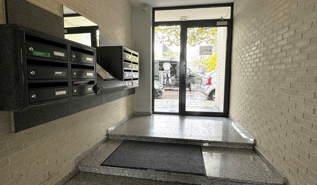 Rustig gelegen kantoor te huur vlakbij centrum Gent foto 2