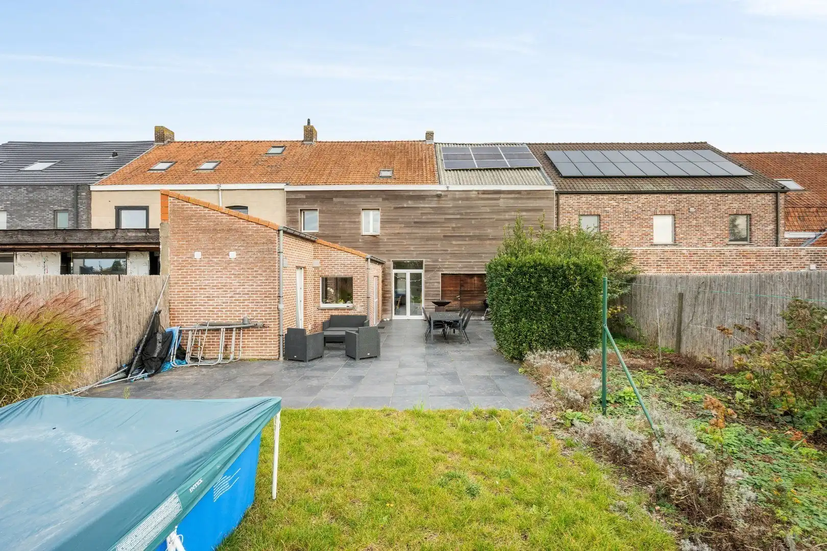 Verrassend ruime, instapklare woning met garage en zuidgerichte tuin in Geluwe foto 8