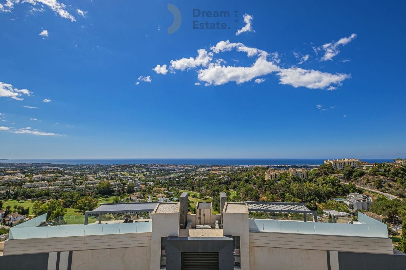 Instapklare woningen net boven La Quinta golf, Benahavis. foto 18