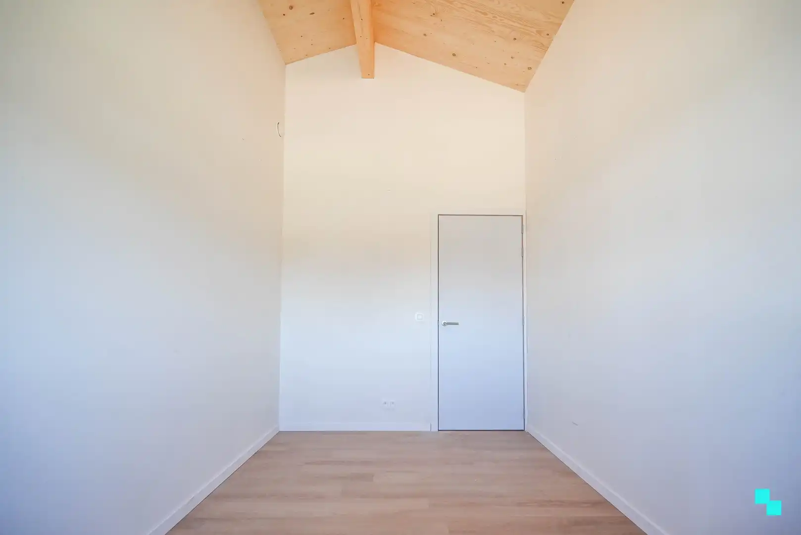 Halfopen nieuwbouwwoning in houtmassiefbouw foto 14