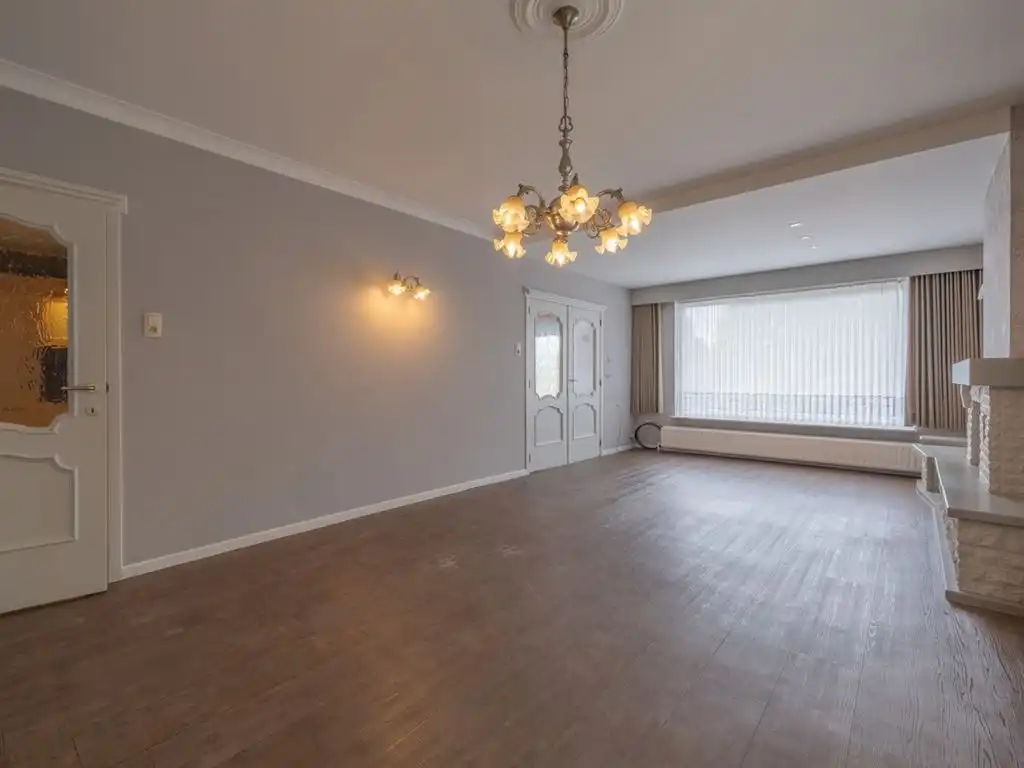 Goed onderhouden, op te frissen splitlevel woning foto 12