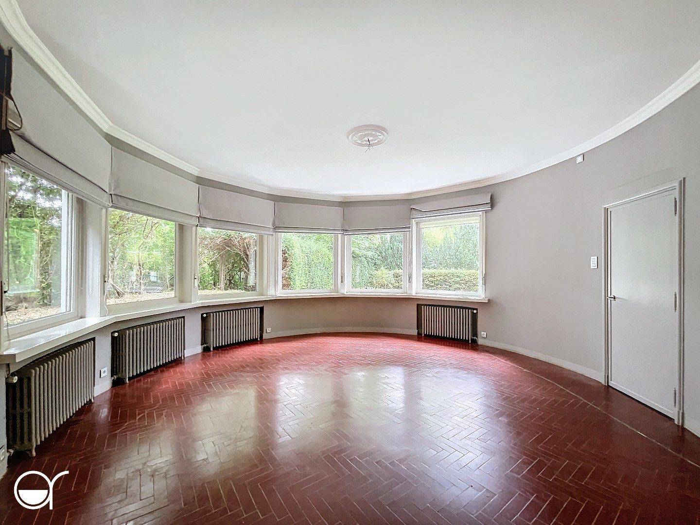 Residentiële karaktervolle villa gelegen Eikeldreef 17 Sint-Martens- Latem op 2.550m². foto 5