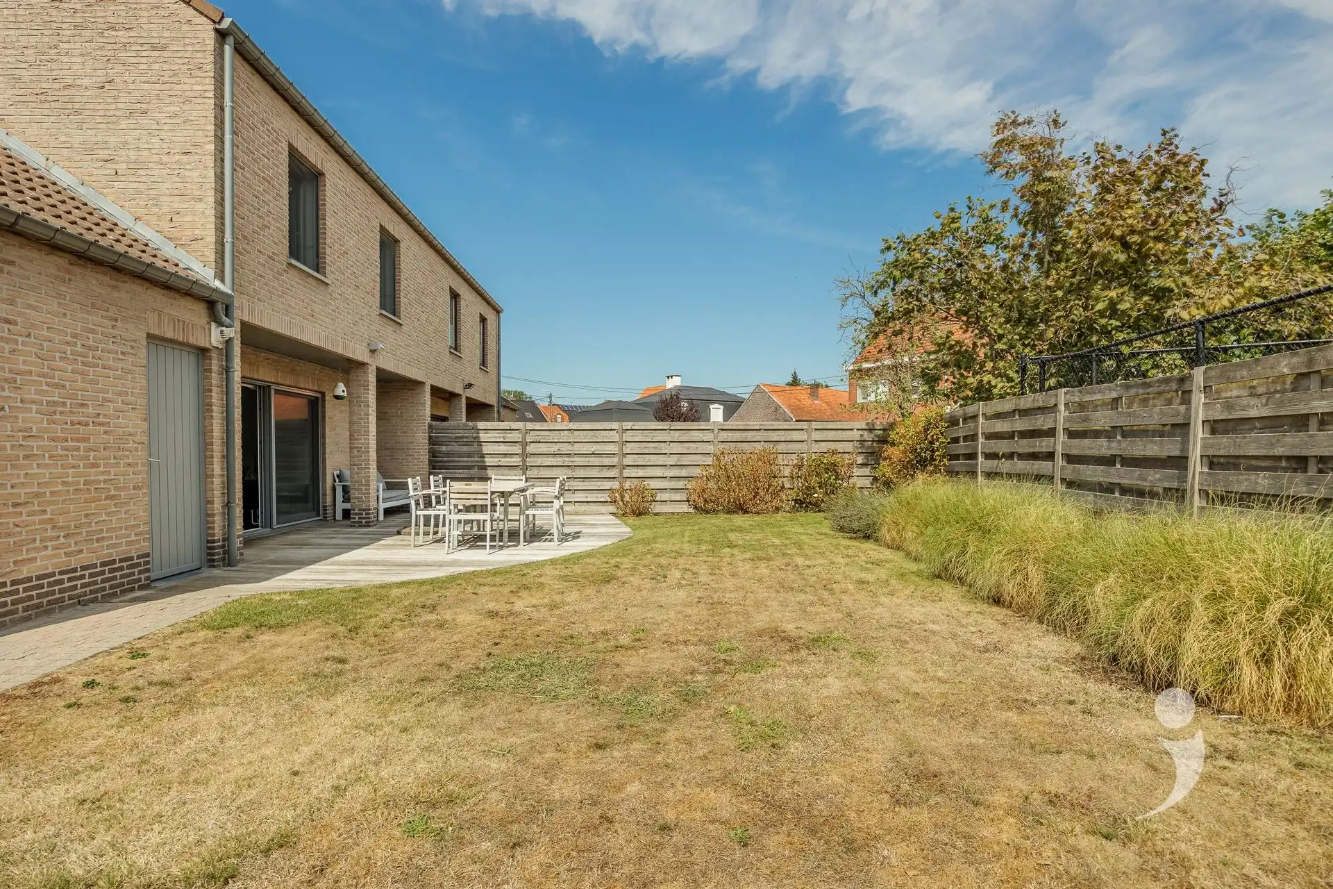 Knappe instapklare gezinswoning op een toplocatie! foto 36