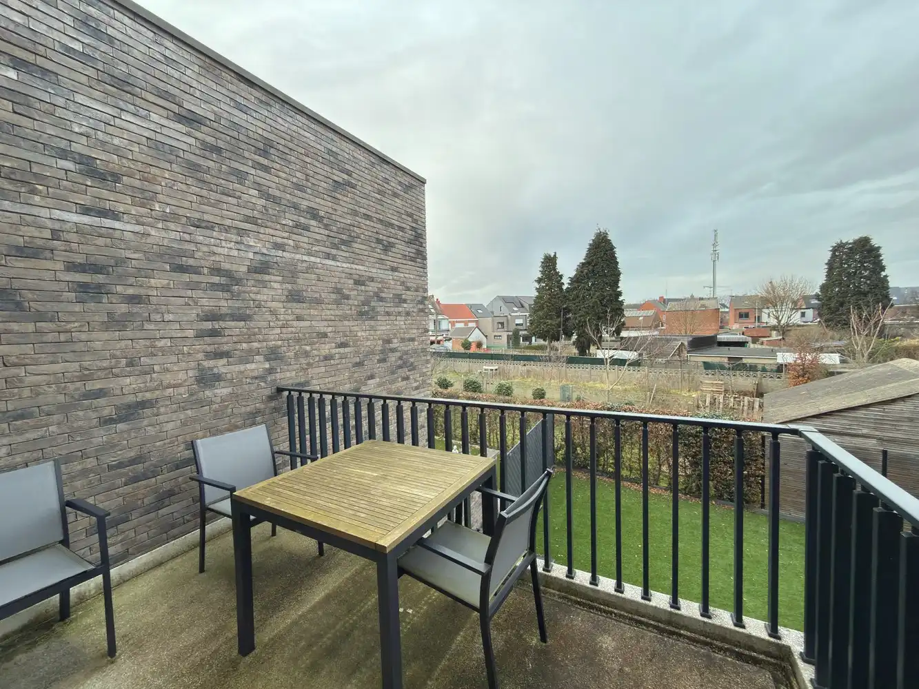 TE HUUR I PRACHTIG APPARTEMENT MET GARAGEBOX foto 8