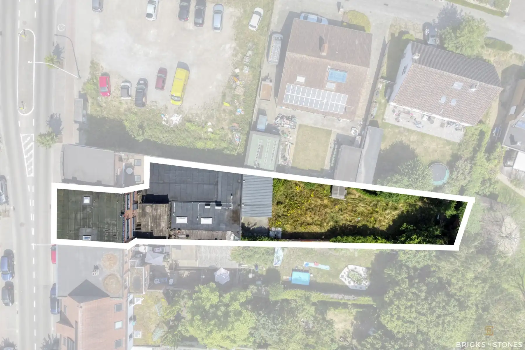 Hoofdfoto van de publicatie: Instapklare woning met riante handelsruimte!