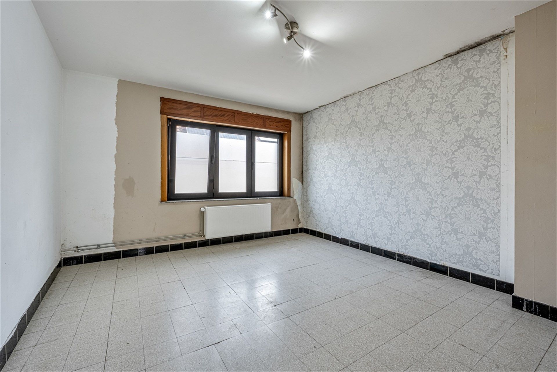Te renoveren woning met veel potentieel te Hekelgem foto 9