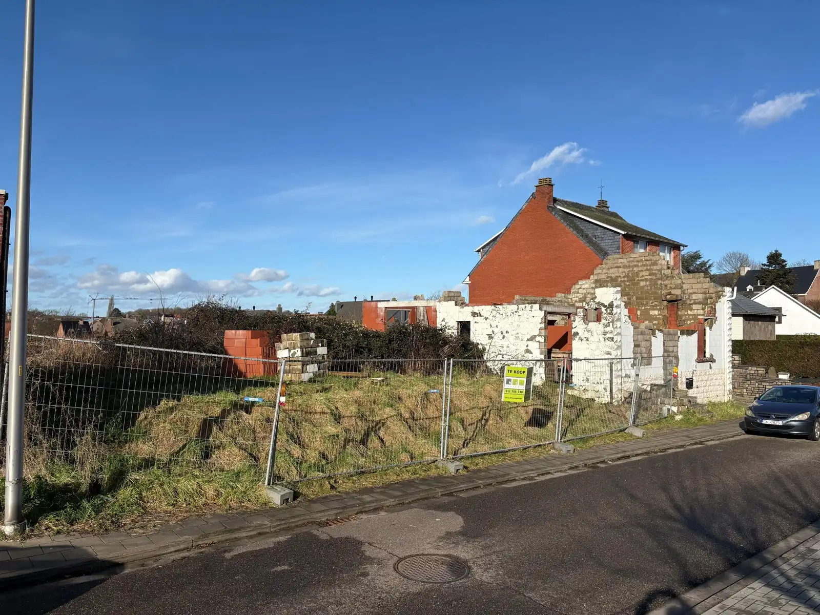 Huis te koop foto {{pictureIndex}}