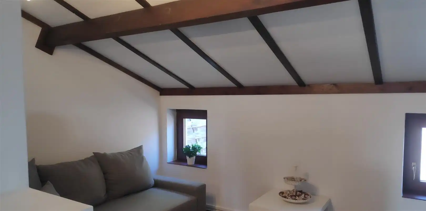 Mooi bemeubelde woning foto 10