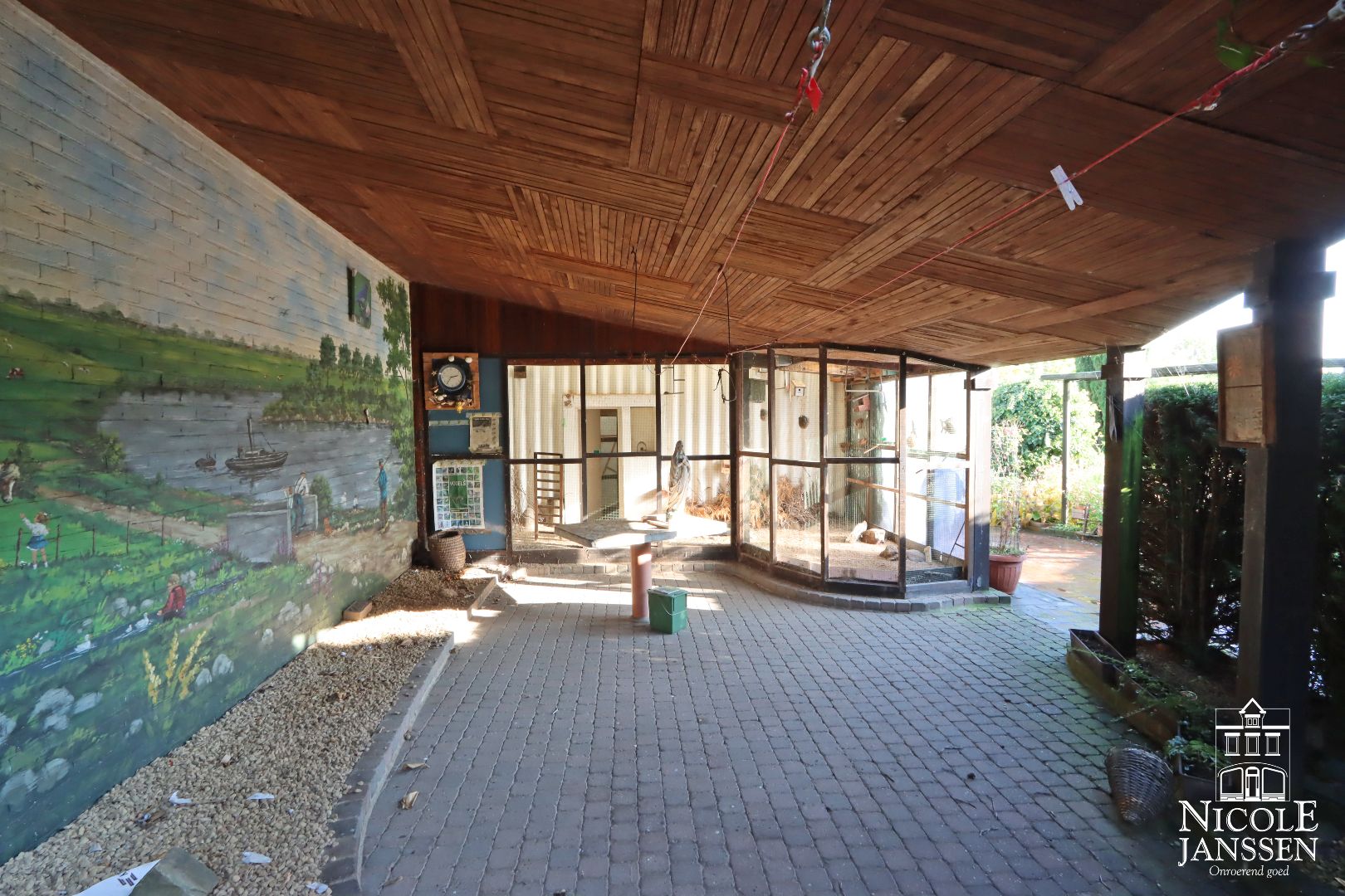 Mooi verzorgde split-level woning op unieke locatie in het mooie Aldeneik foto 27