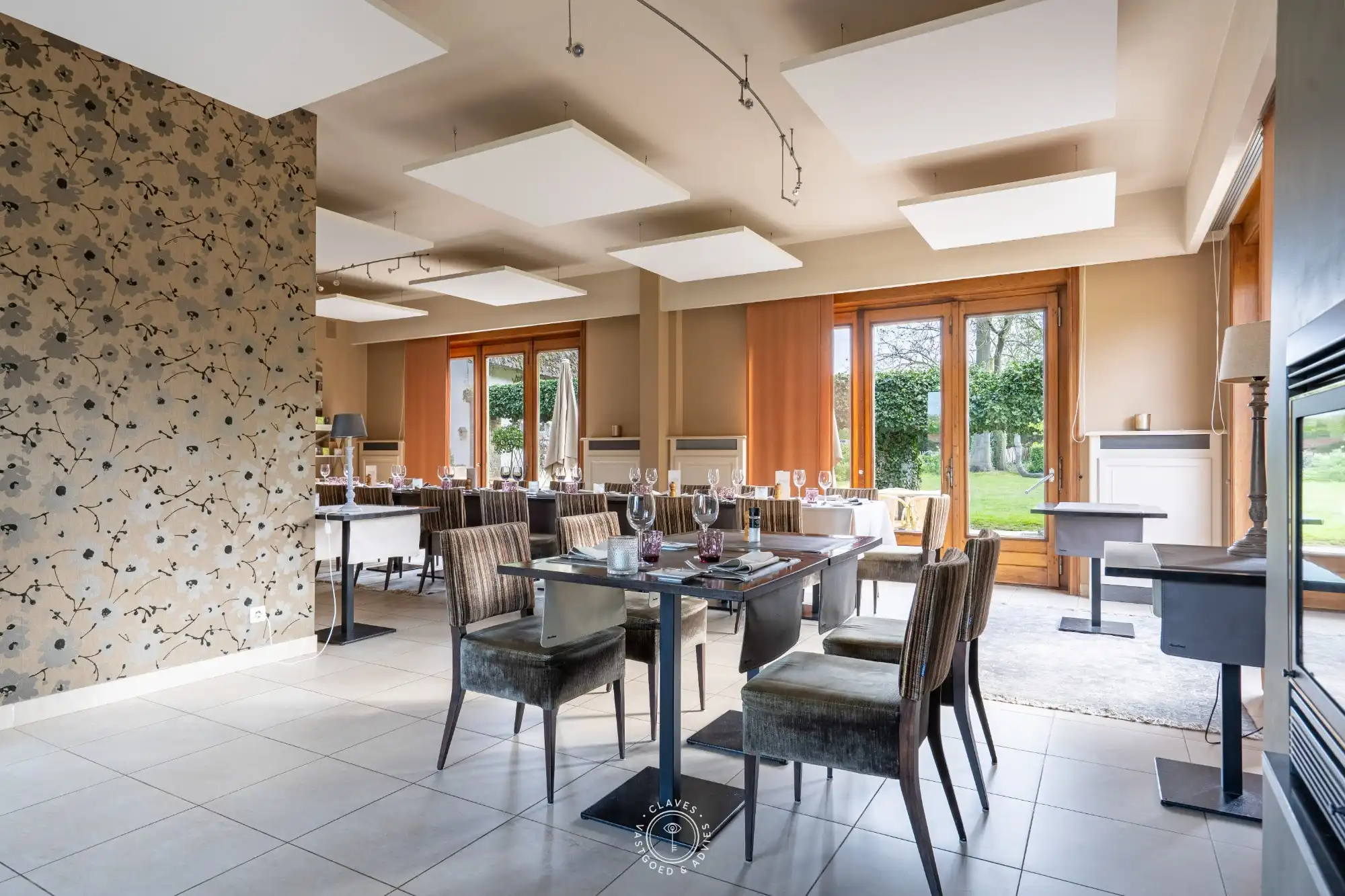 Iconisch horecapand met woonst op uitzonderlijk perceel van meer dan 3.000 m² foto 11