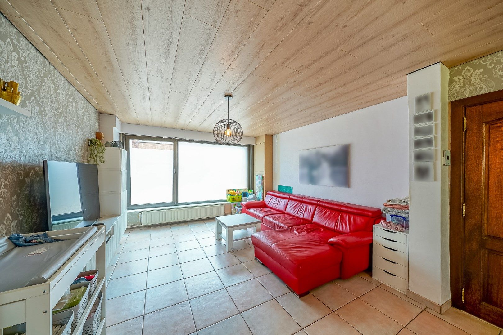 Ruime gezinswoning met 5 slaapkamers te Oostende foto 2