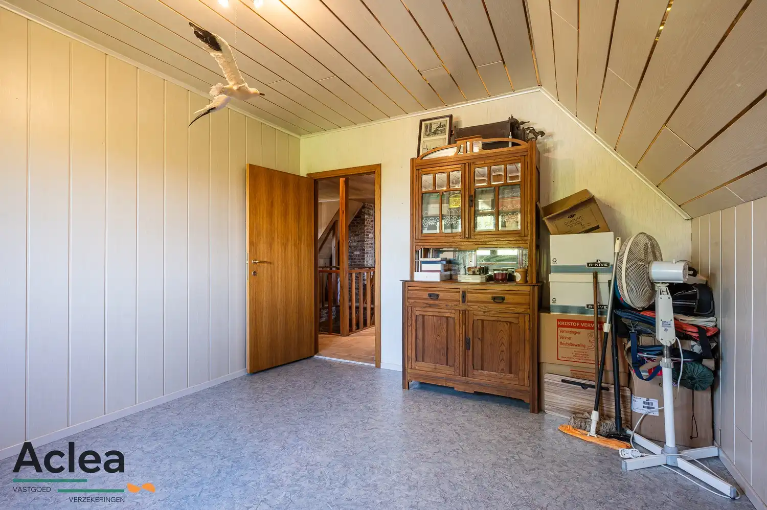 Rustig gelegen villa in landelijke stijl, omgeven door groen en natuur foto 23