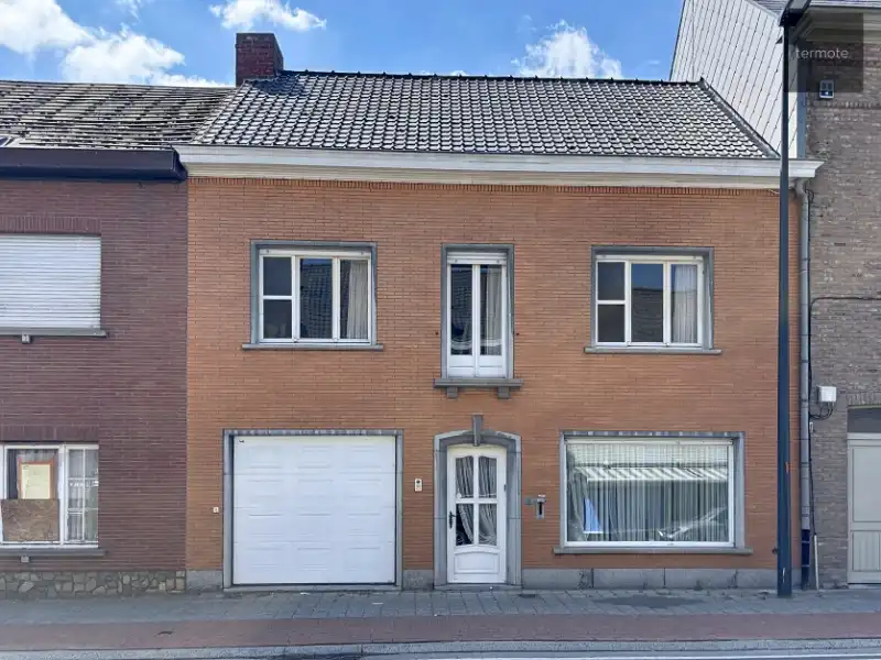 Hoofdfoto van de publicatie: Ruime rijwoning