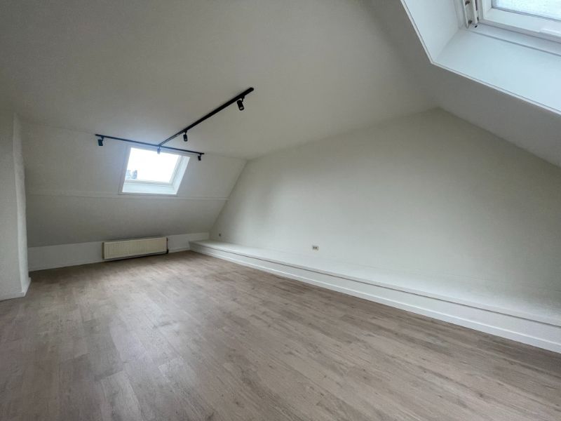 Volledig gerenoveerd dakappartement nabij de Visserij foto 2