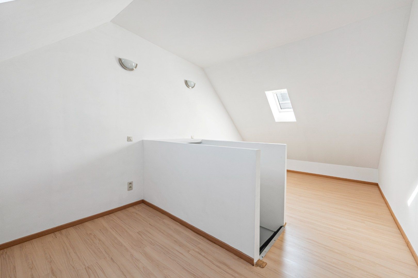 Instapklare woning met 3 slaapkamers in Kortrijk-centrum foto 6
