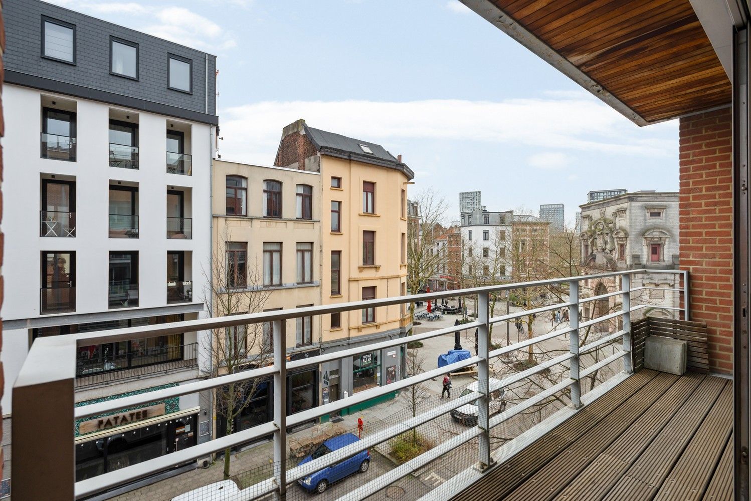 Instapklaar appartement  met 2 slaapkamers en terras in residentie "Vlaamse Poort" op het Zuid! foto 16