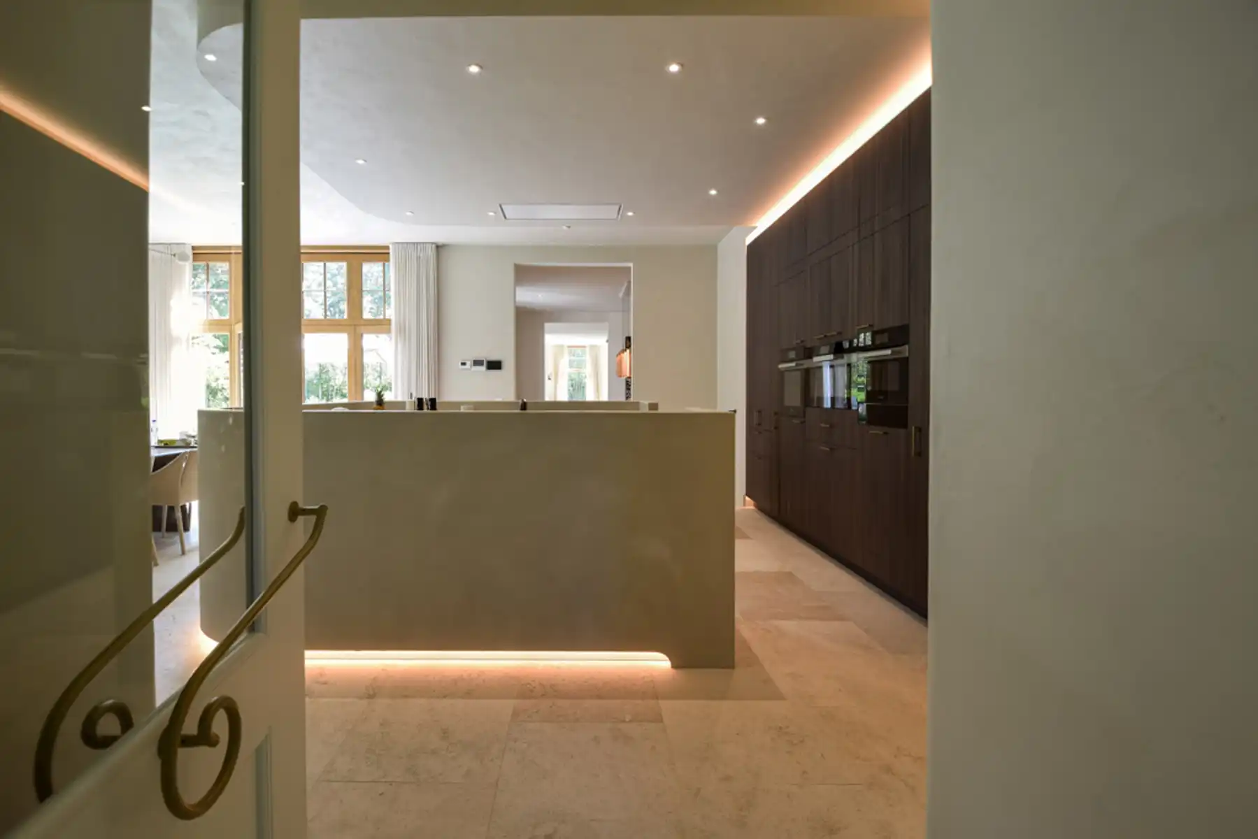 HYPERDELUXE ENGLISH COURTHOUSE VILLA OP ABSOLUTE TOPLOCATIE foto 21