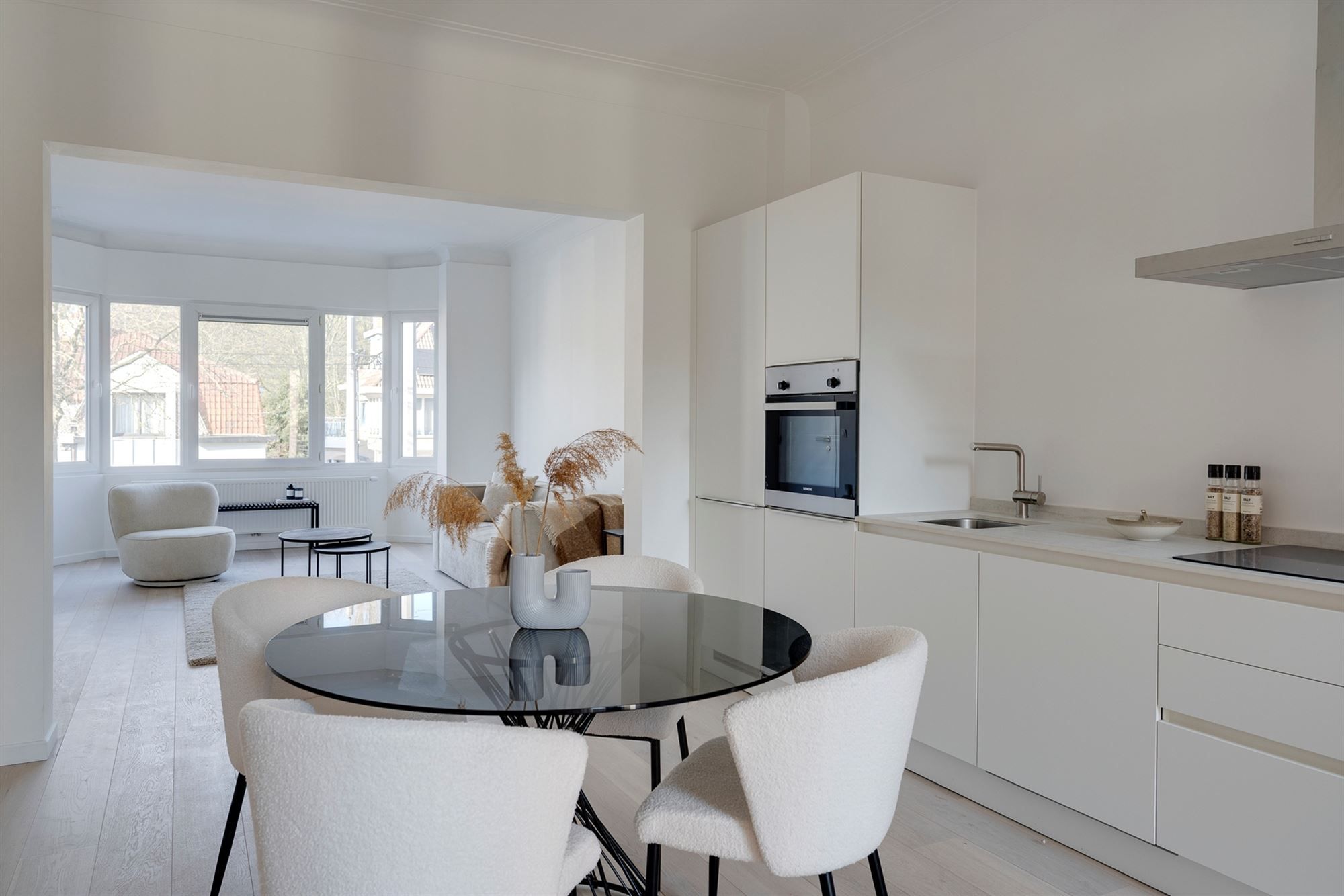 Prachtig gerenoveerd appartement met zuidgericht terras foto 14