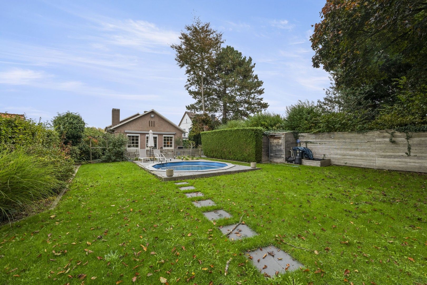 GEZELLIGE OPEN BEBOUWING MET LANDELIJKE CHARME OP EEN MOOI PERCEEL foto 4