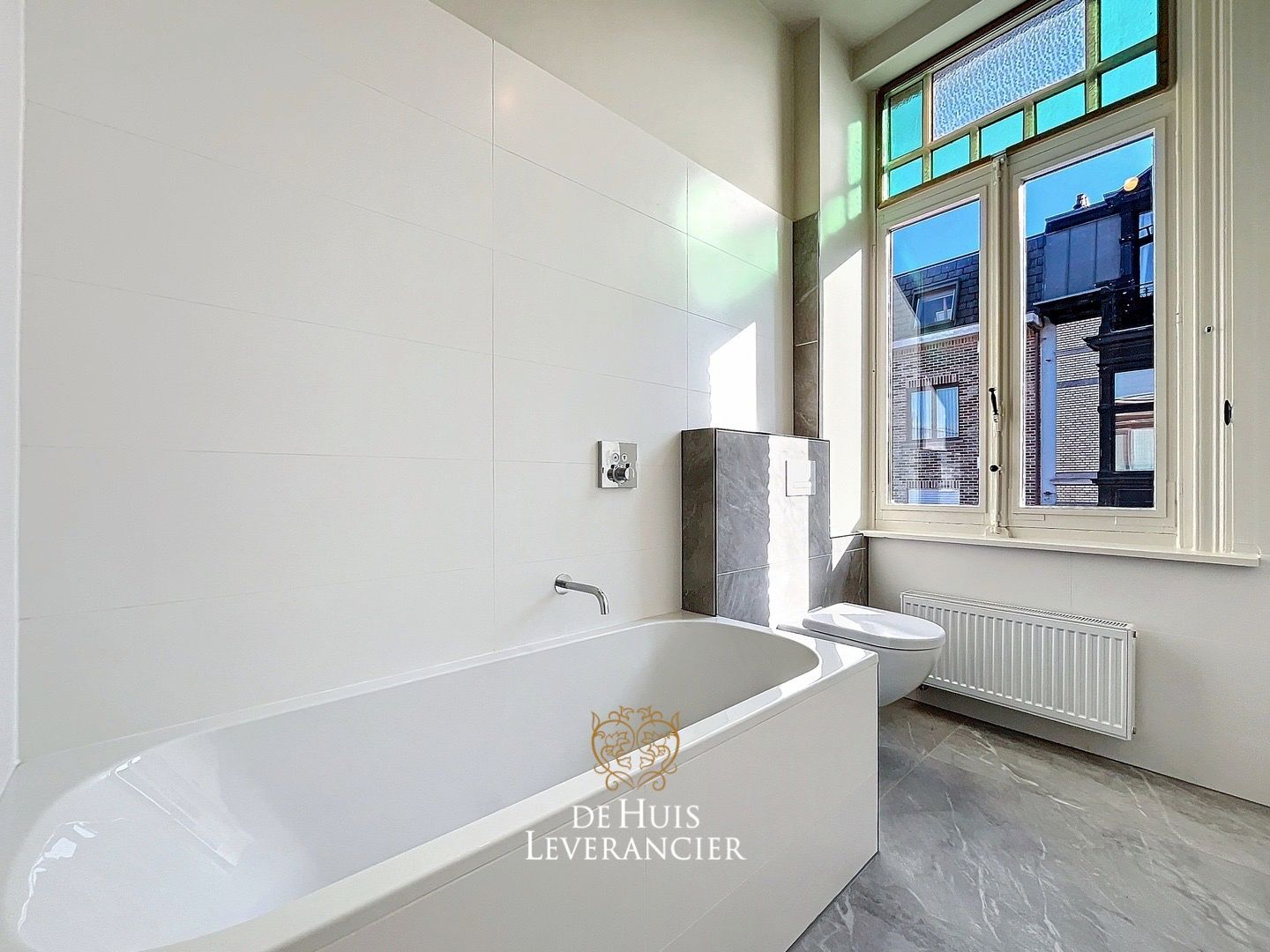 Authentiek wonen in LUXE - statig herenhuis in HARTJE Konitch te koop foto 31