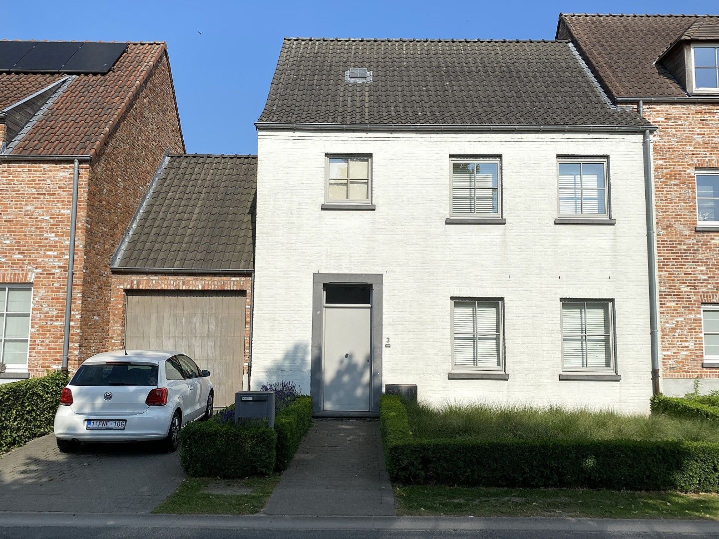 Instapklare woning met twee slaapkamers te huur in Bachte-Maria-Leerne foto {{pictureIndex}}