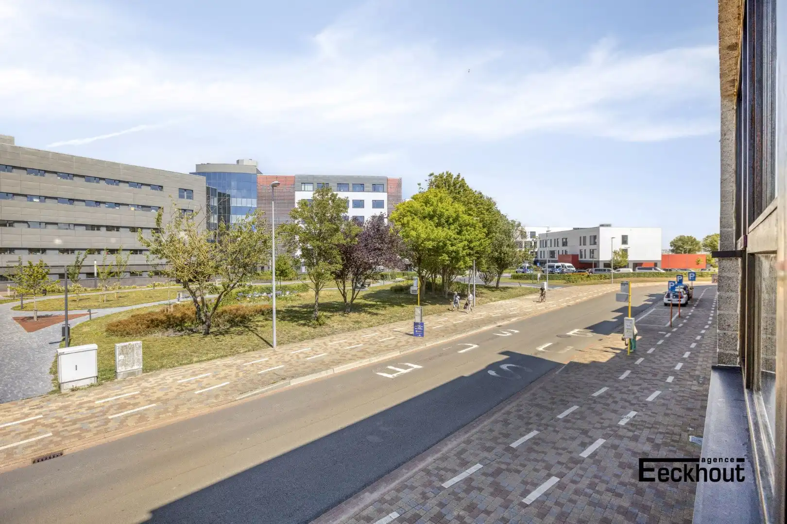 Instapklaar appartement met aangenaam terras en open zicht foto 2