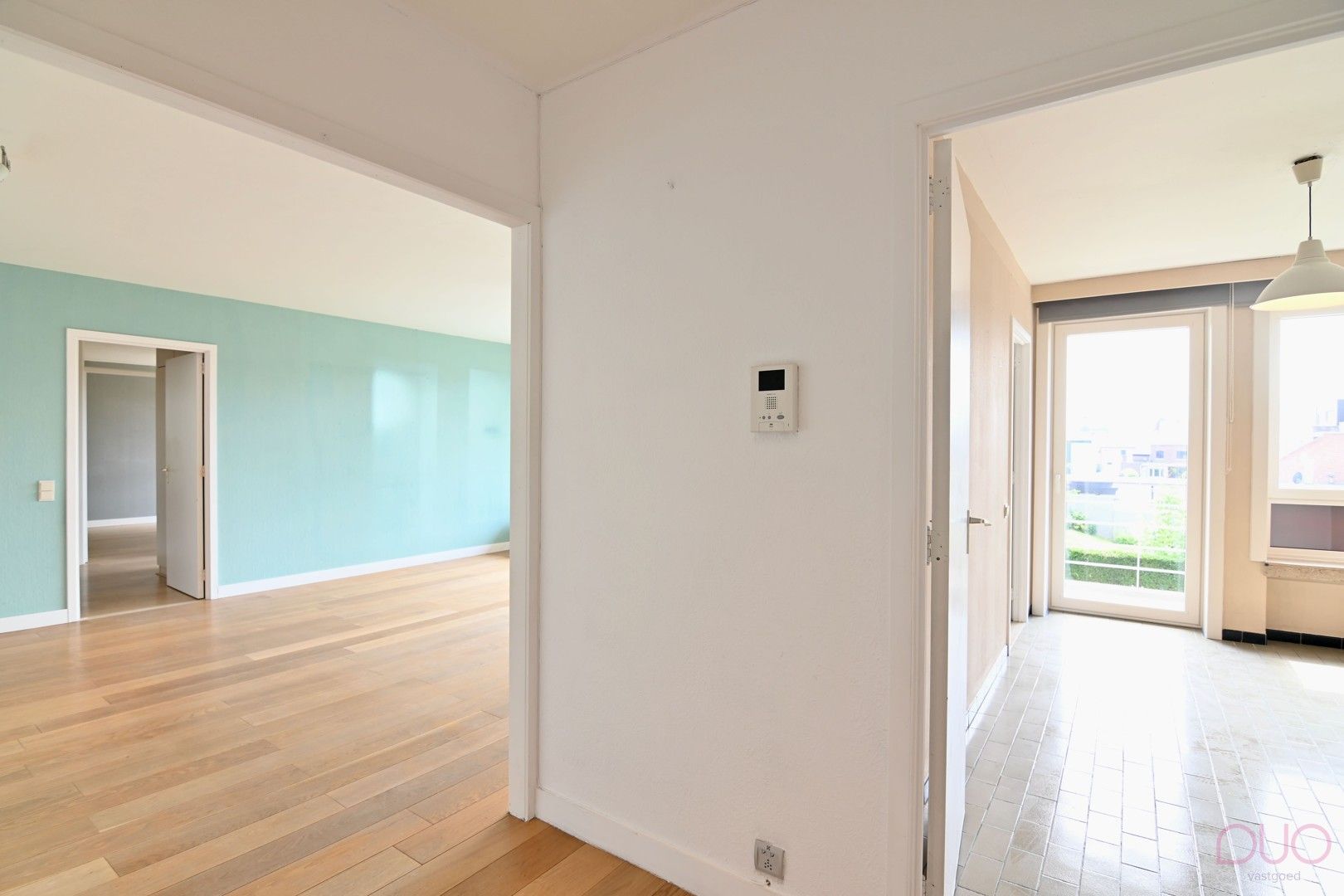 Lichtrijk appartement met drie slaapkamers en west georiënteerd terras foto 6