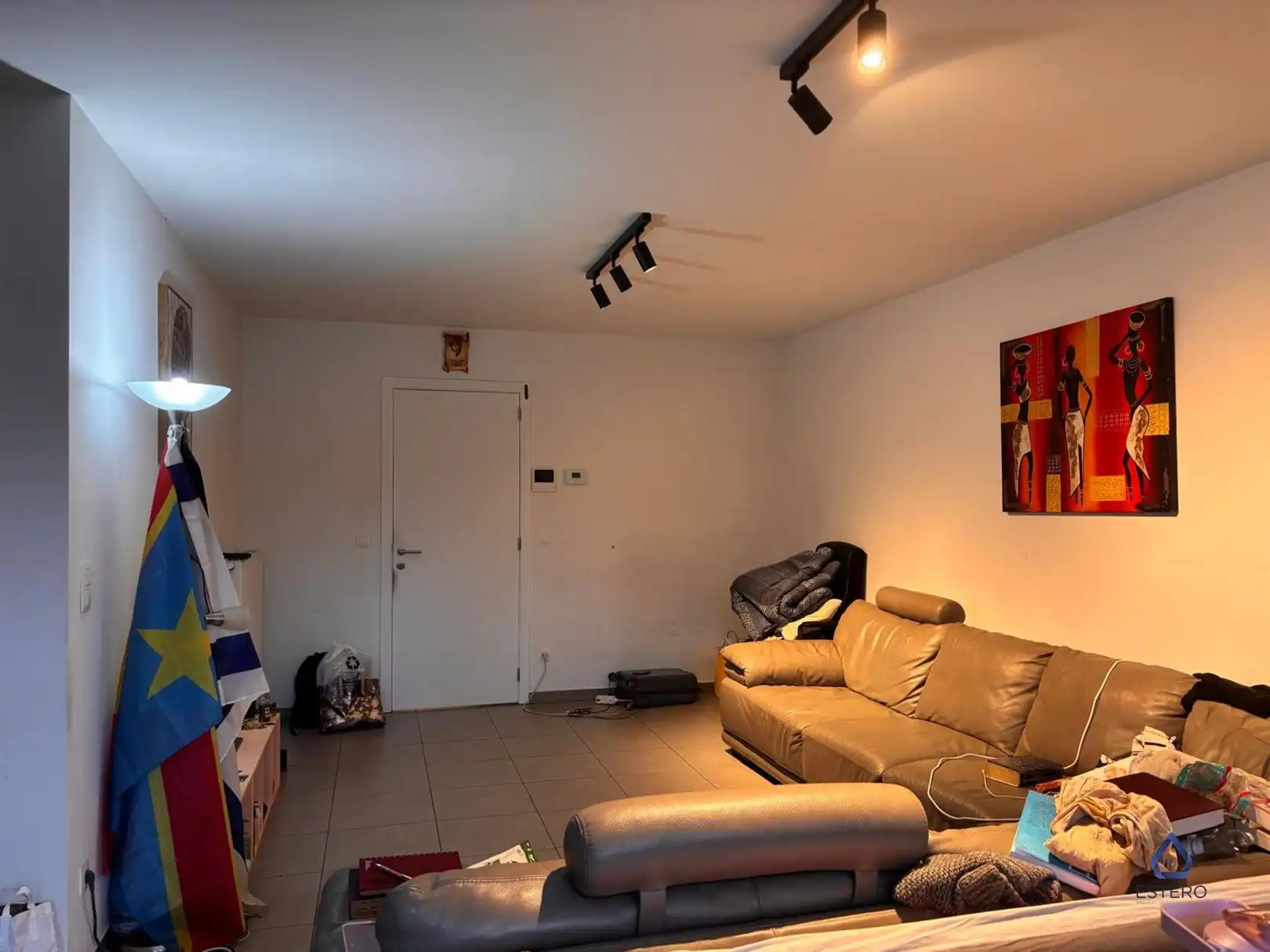 Top afgewerkt 2-slaapkamerappartement aan Tour & Taxis foto 4