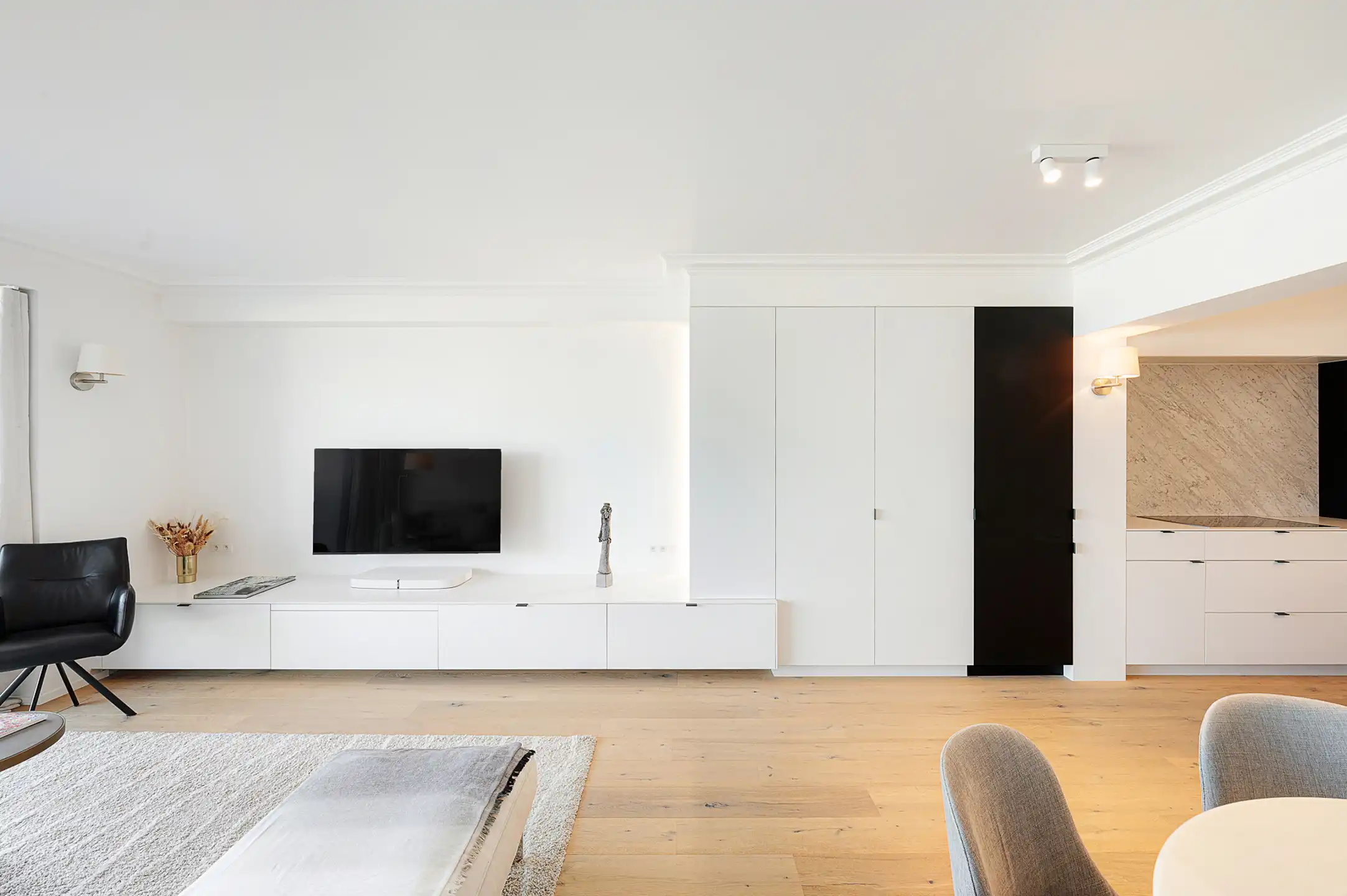 Stijlvol gerenoveerd appartement met frontaal zeezicht   foto 14