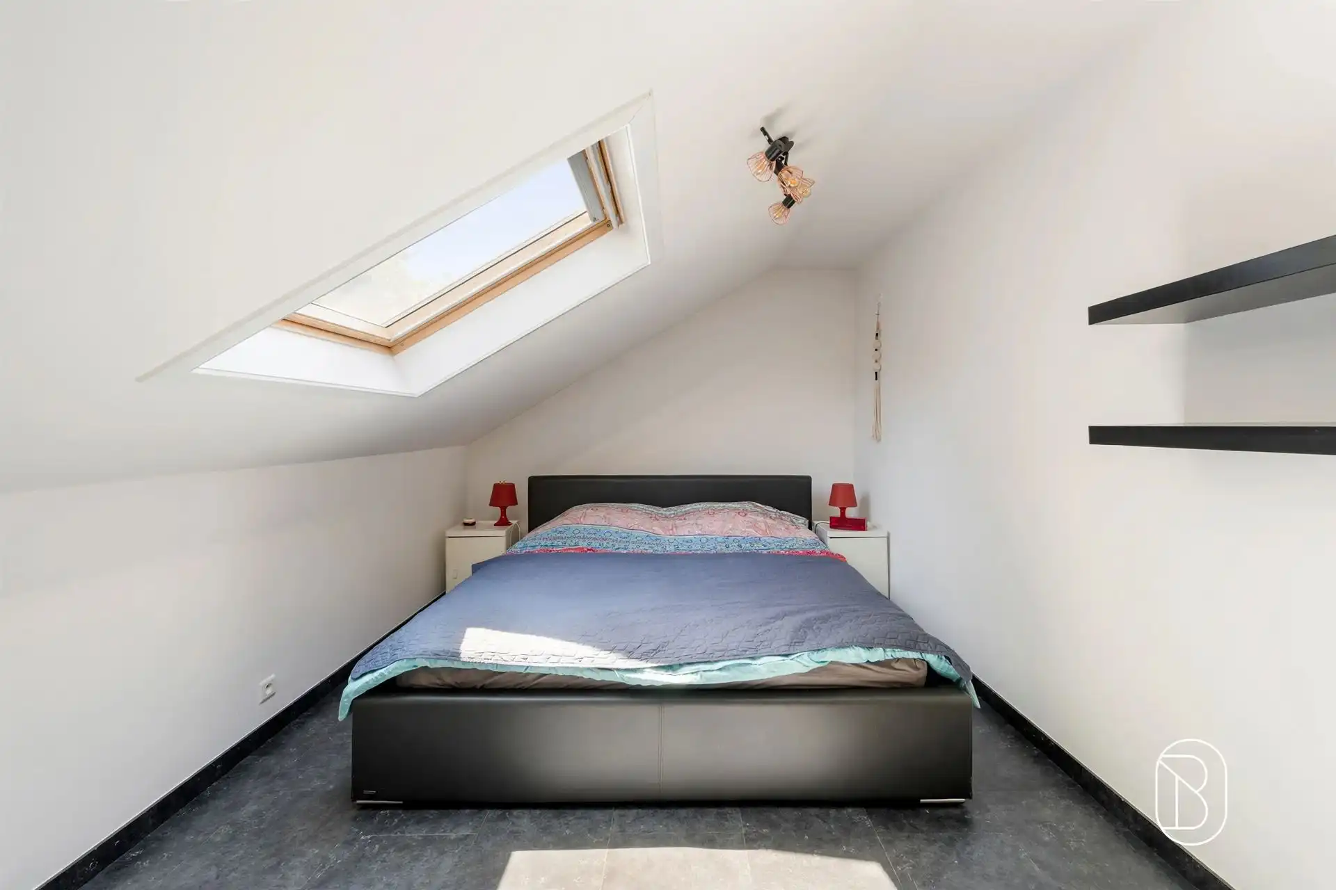 Instapklare mooie villa met 3 slk.  foto 17