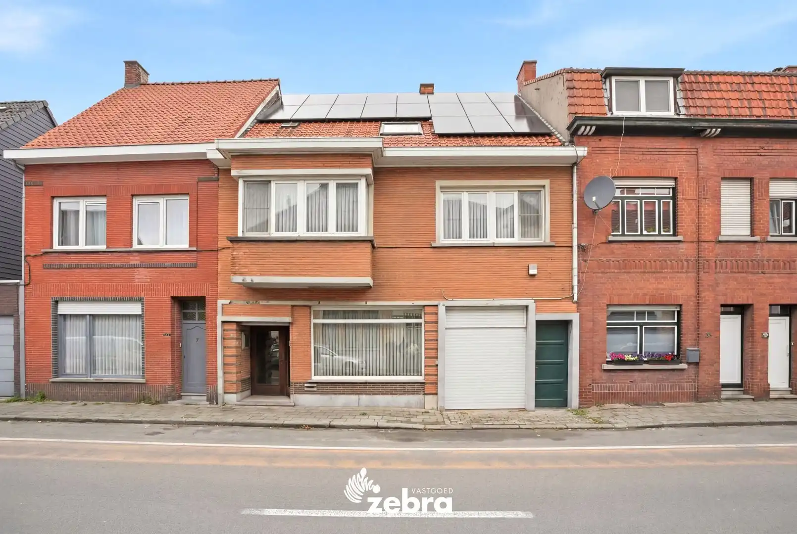 Ruime woning met 4 slaapkamers en tuin te Oostrozebeke! foto 32