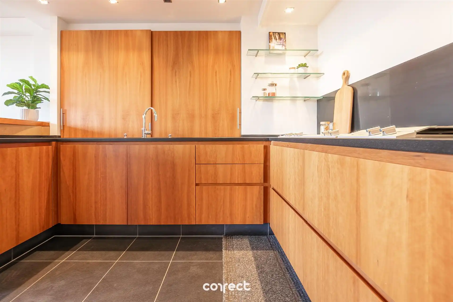 Luxueus afgewerkt penthouse – duplexappartement foto 4