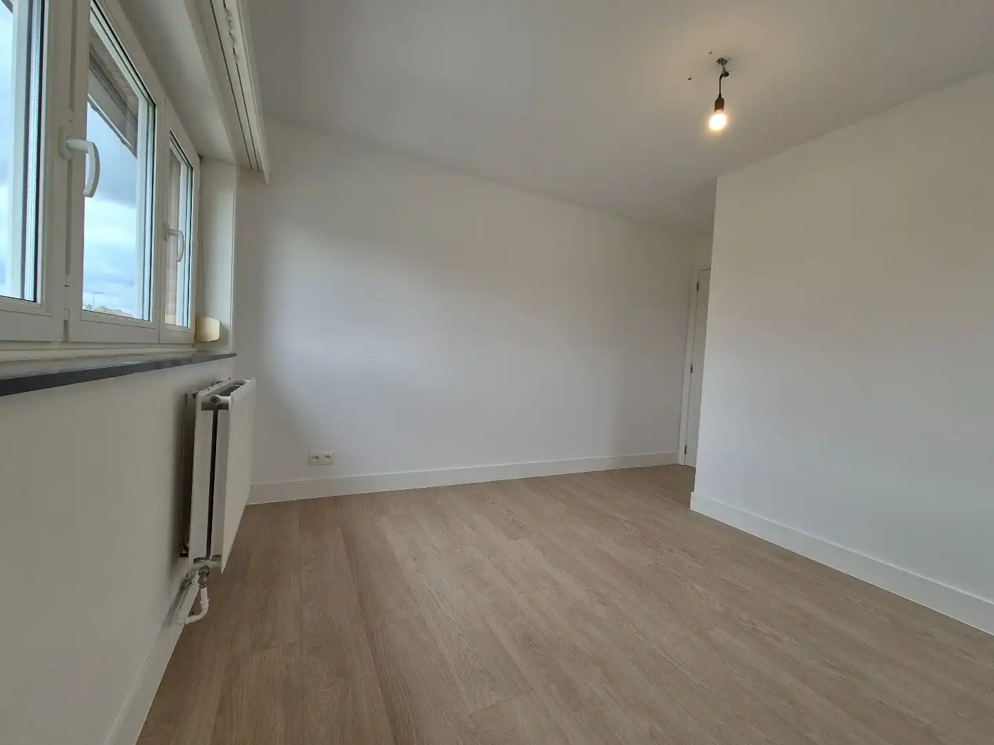 Prachtig gerenoveerde vrijstaande woning met ruime tuin. foto 13