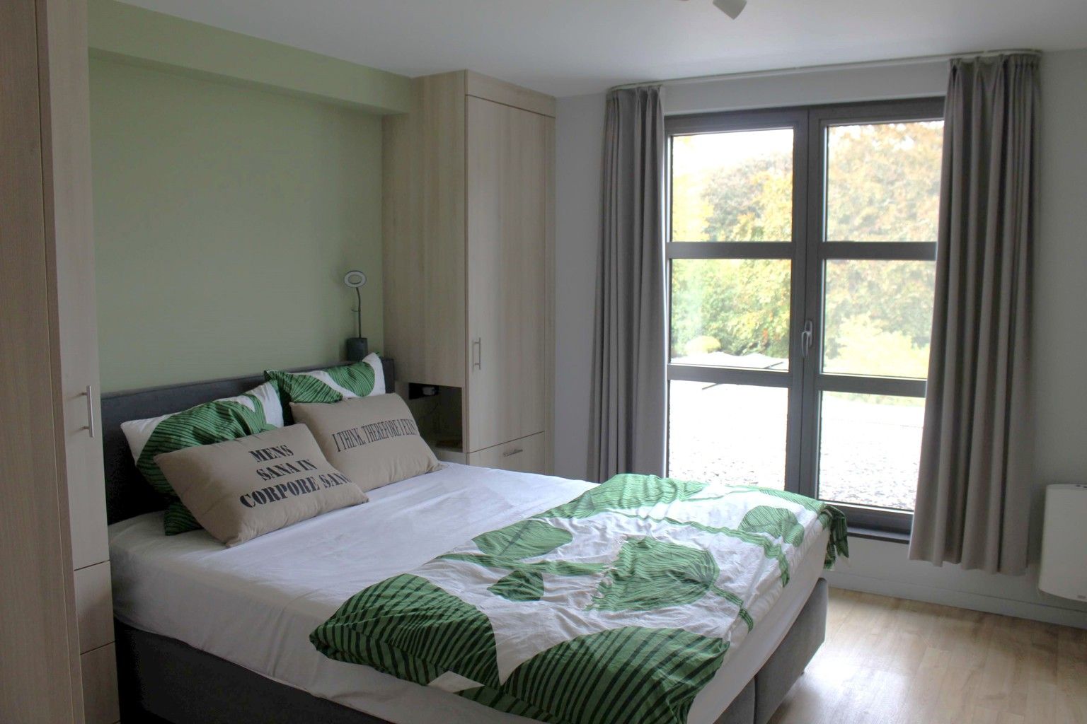 Eéngezinswoning met mooie, aangelegde tuin foto 19