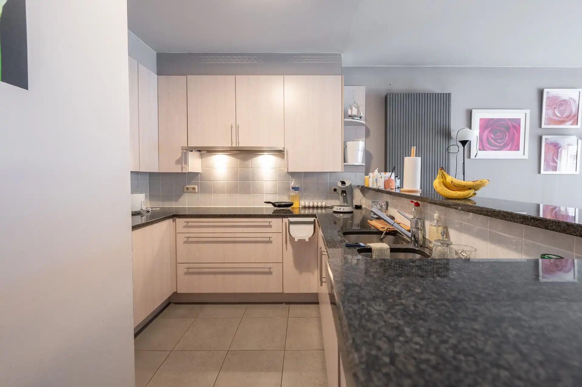 Gemeubeld: gezellig appartement vlakbij de Lippenslaan! foto 8