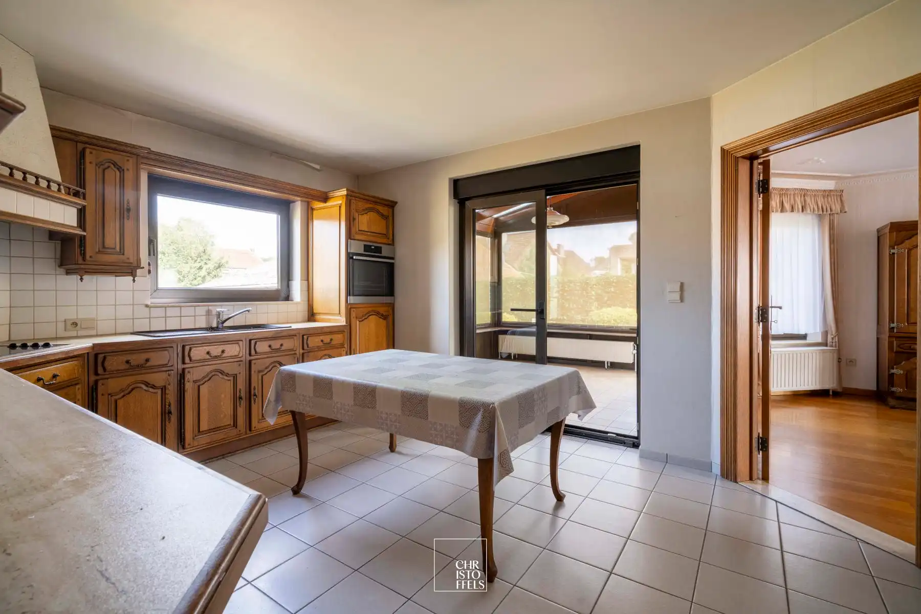 Ruime gezinswoning (232m²) met 5 slaapkamers te Zutendaal!  foto 7