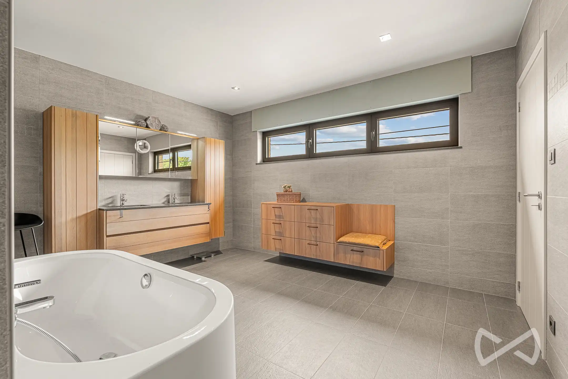 TE KOOP | Ruime instapklare woning op 20 are in Paal foto 23