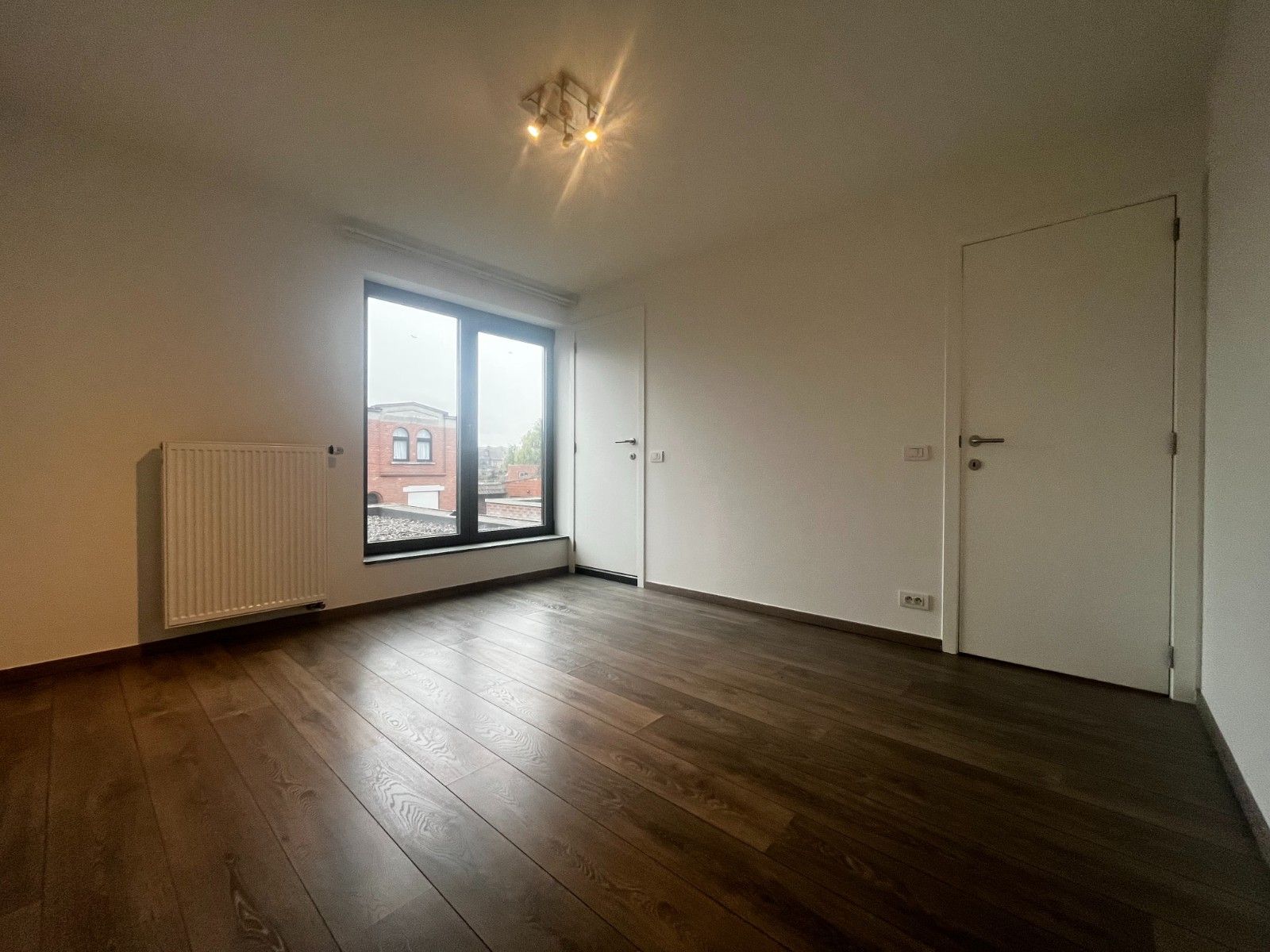 Centraal gelegen 1 slaapkamer appartement met autostaanplaats foto 9