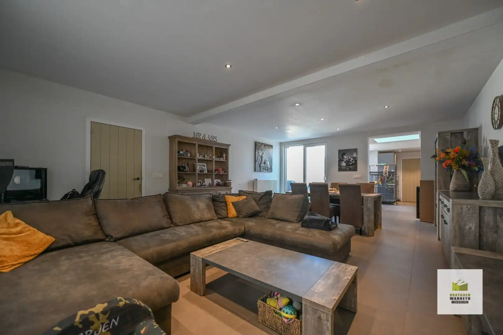 Instapklare woning met 3 slaapkamers en ruime berging/garage in centrum Wingene  foto 6