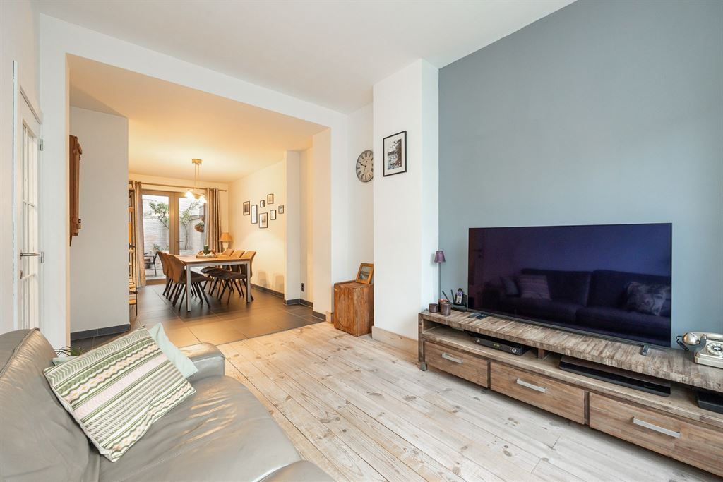 Lichte, instapklare woning met stadstuin foto 3