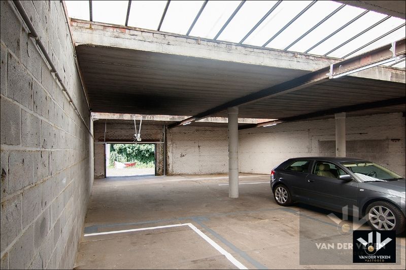 LICHTRIJK APPARTEMENT BINNEN DE GROTE RING VAN HASSELT foto 10