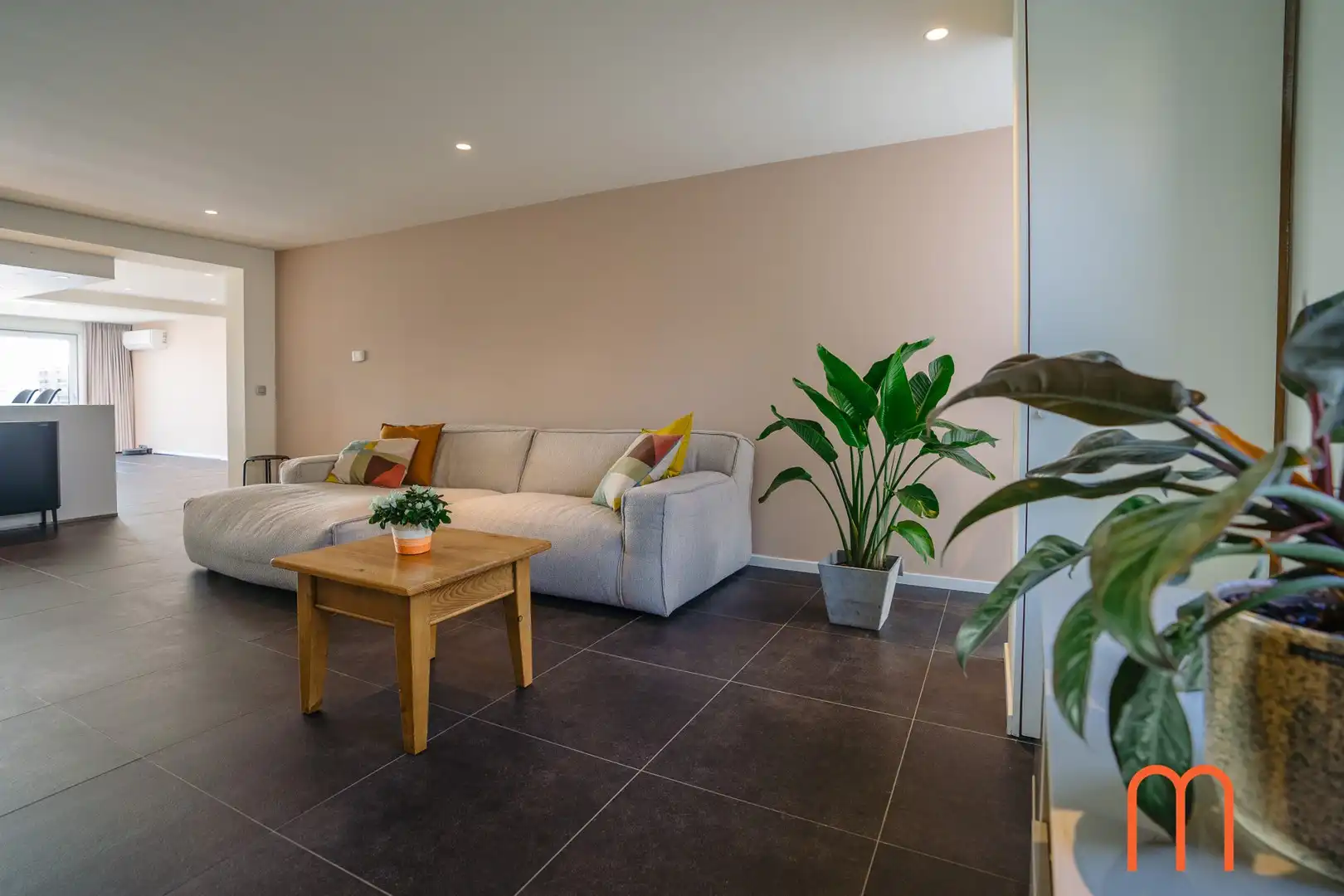 Woning te huur in Mariakerke (Oostende) – Gerenoveerde woning met 2 slaapkamers en terras foto 4