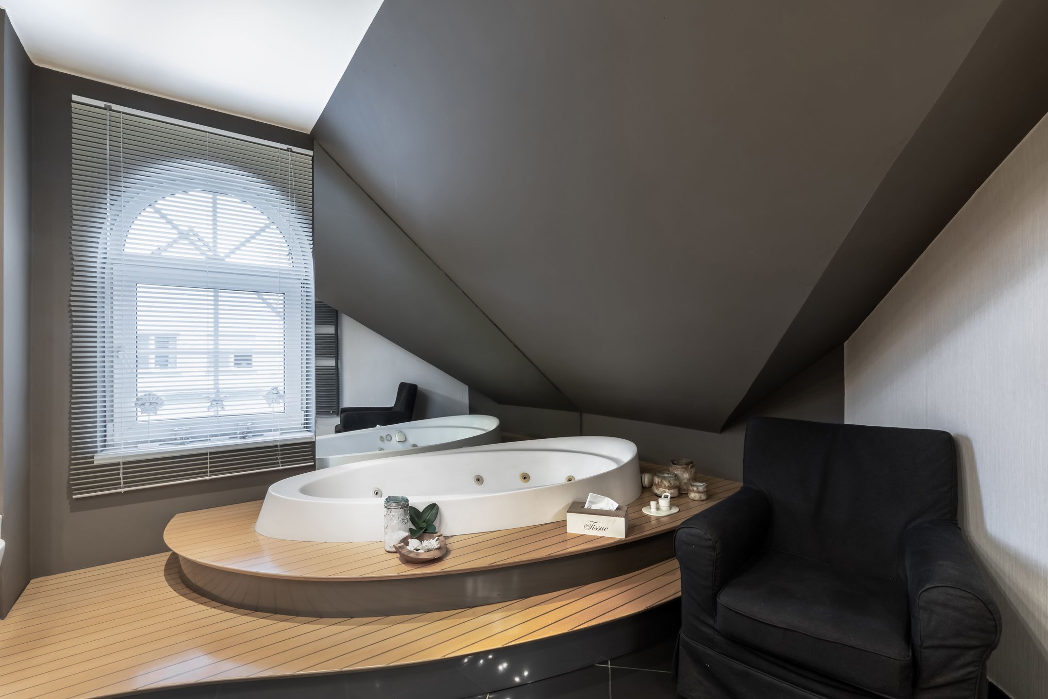 Prachtige Villa in groene omgeving foto 23